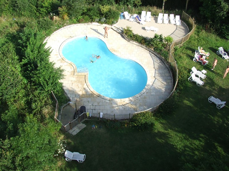 Piscine Naturiste Naturisme Tv