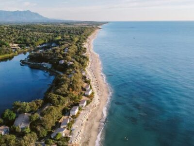 Evasion naturiste en Méditerranée à Riva Bella